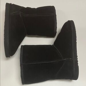Lamo Black Women's Slippers boots size 8.5 mid height